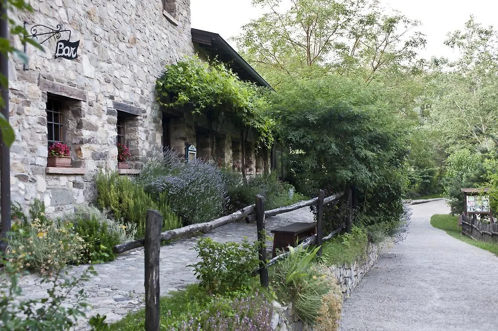 Parco Matildico Di Montalto Hotel Cadelbosco di Sopra Holiday park
