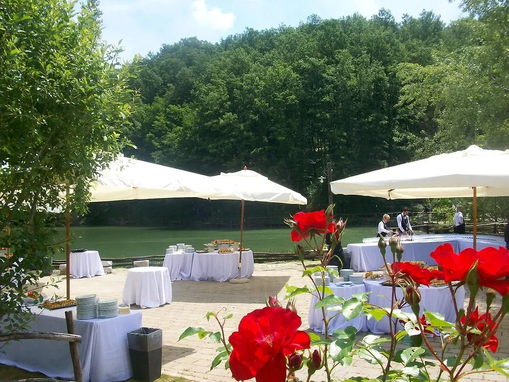 Parco Matildico Di Montalto Hotel Cadelbosco di Sopra Holiday park