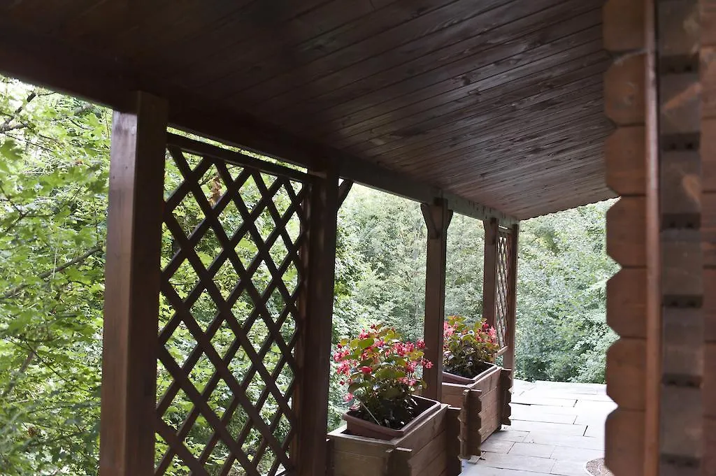 Villa Parco Matildico Di Montalto à Vezzano sul Crostolo 0*, Cadelbosco di Sopra